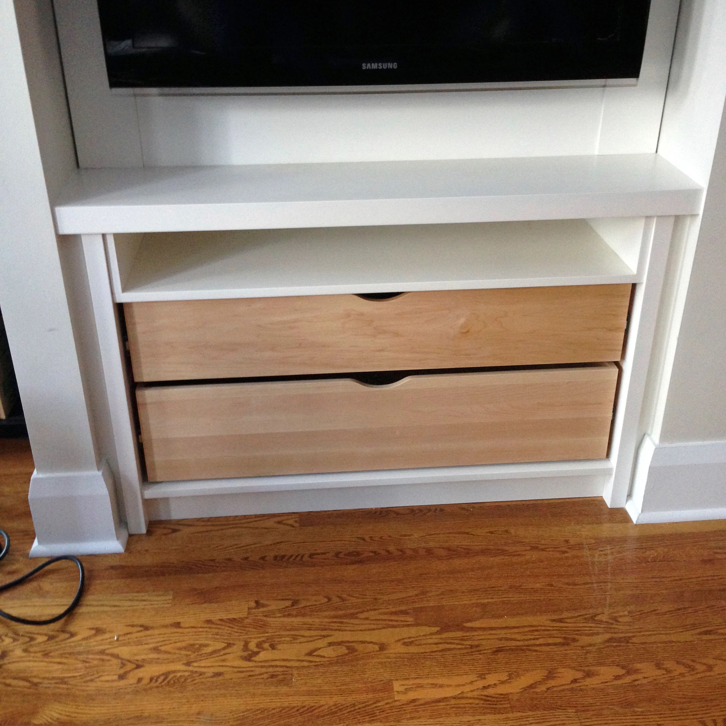Built-in bookcase — IMG_3109