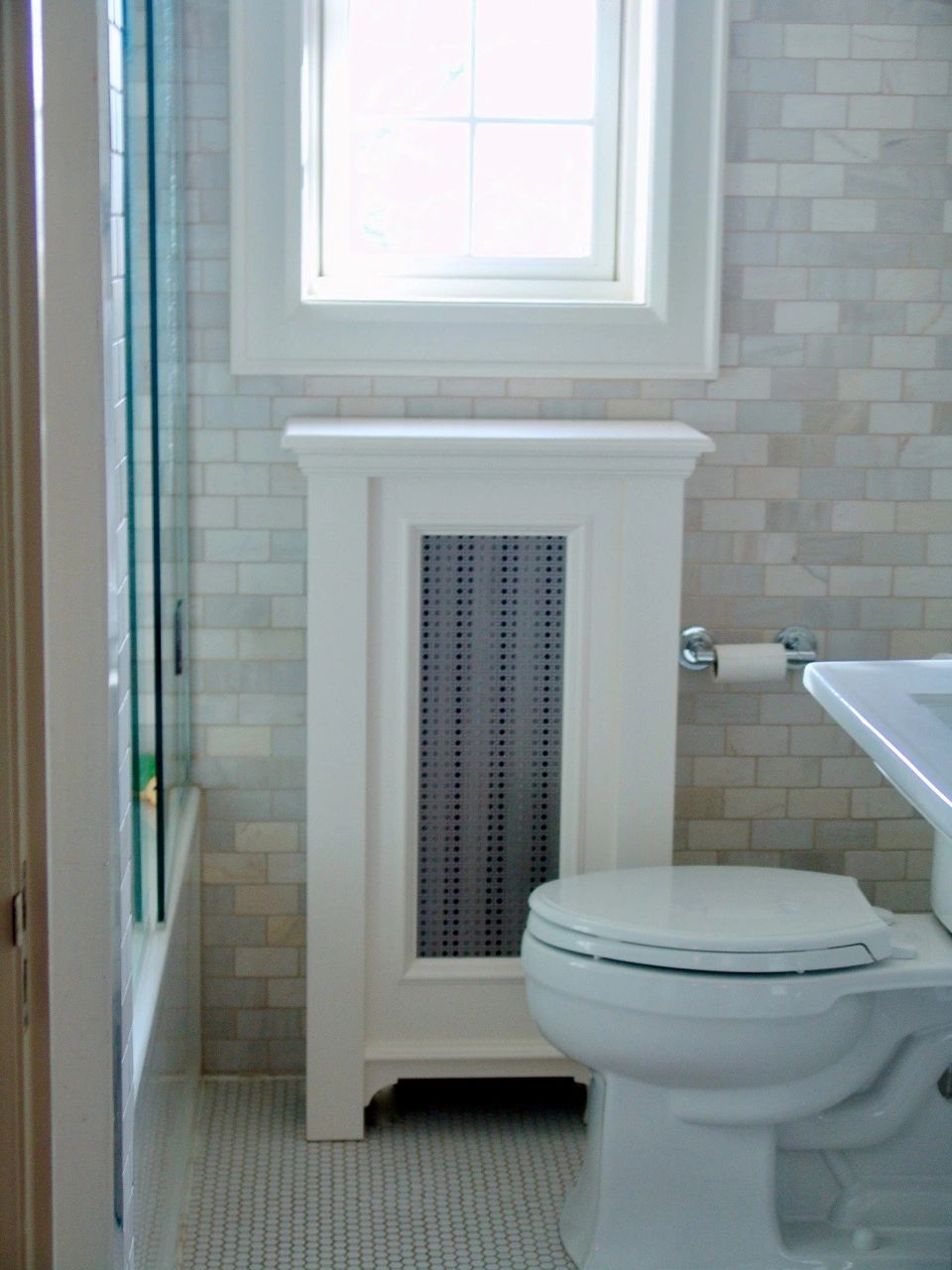 Radiator cover — DSC00813